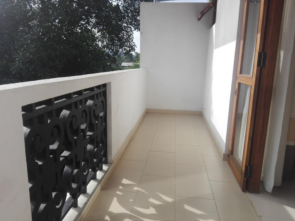 Vista Liyya Residence Kandy Exterior photo
